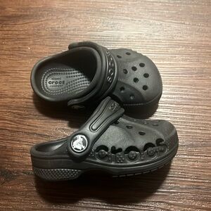 Size 5C Crocs